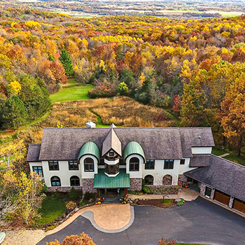 Inn at Wawanissee Point a Boutique Hotel