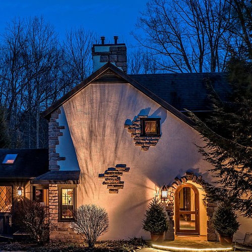 Glenlaurel, A Scottish Inn & Cottages